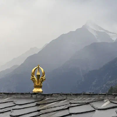 Kailash, le vajra du toit